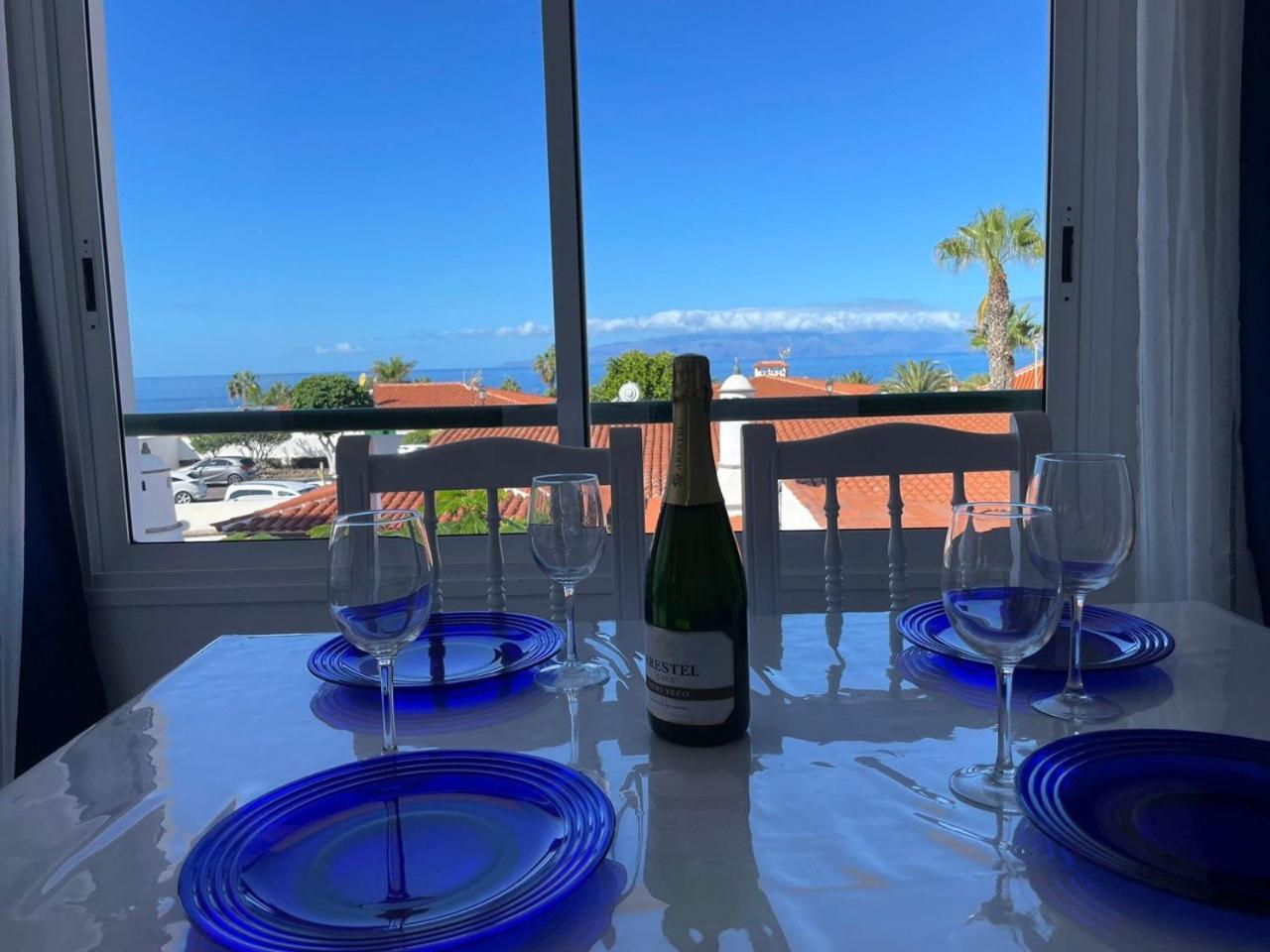 Newly Renovated Apartment With 2 Terrace, 2 Bedroom, 5Min Beach Puerto de Santiago  Dış mekan fotoğraf